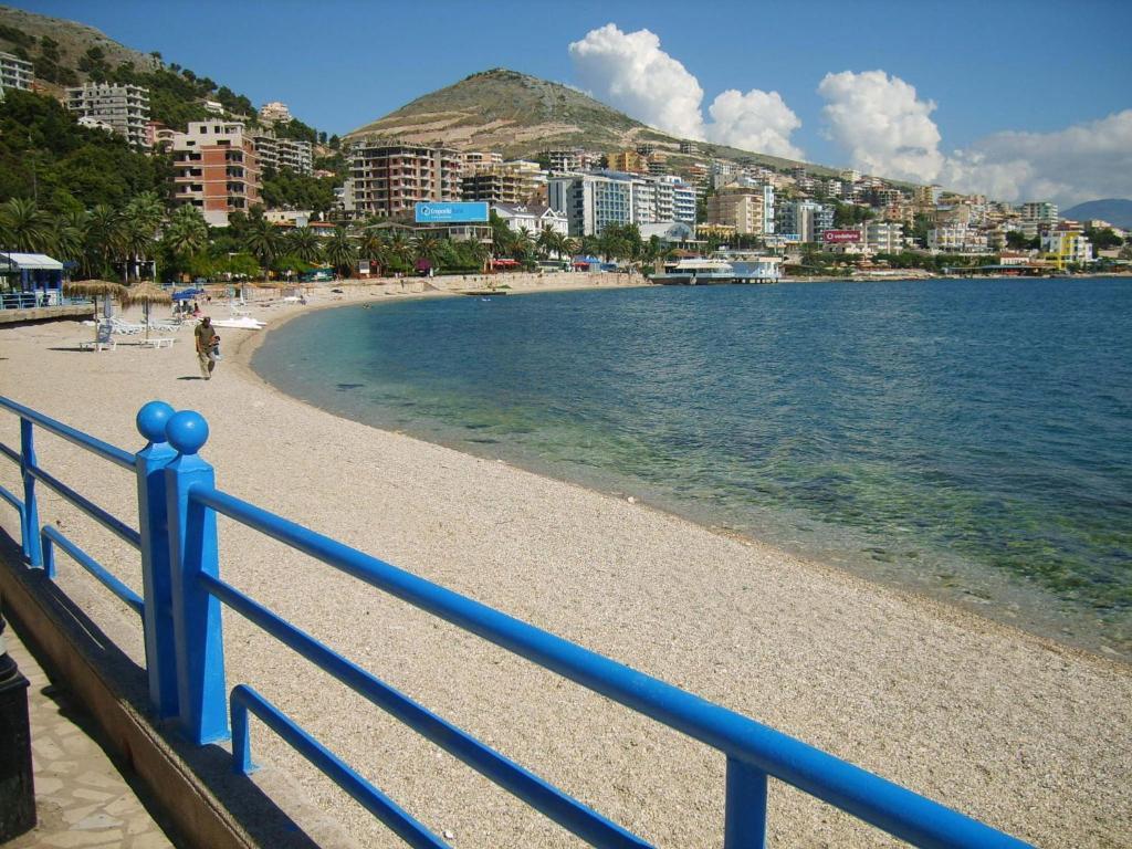 Hotel Alina Saranda Kültér fotó