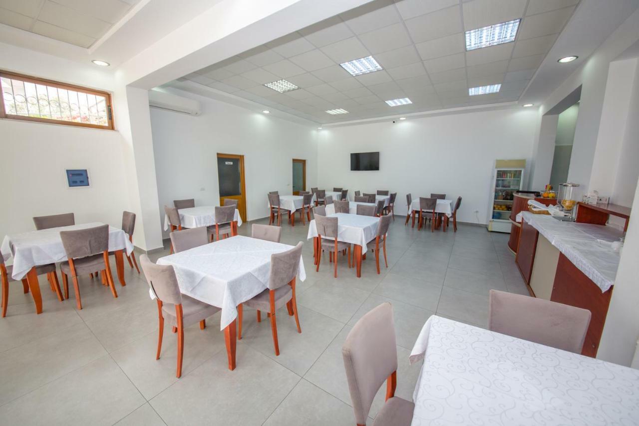 Hotel Alina Saranda Kültér fotó