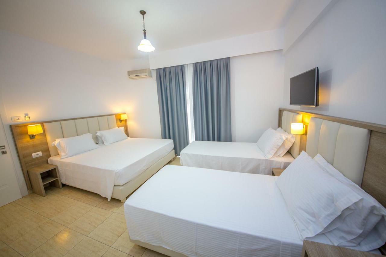Hotel Alina Saranda Kültér fotó
